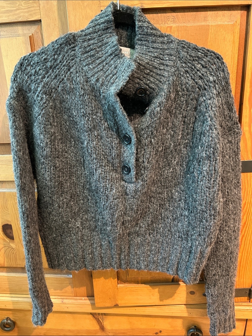 Everlane Charcoal Chunky Sweater